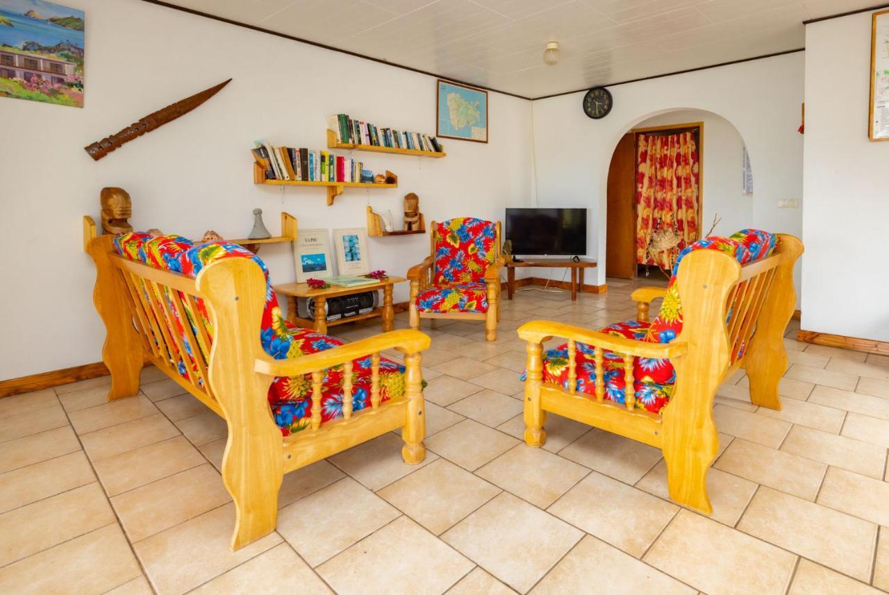 Pension Mave Mai Nuku Hiva Extérieur photo
